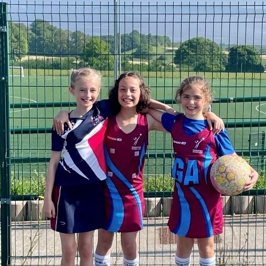 Y4 netball Arabella, Jemima and Anabelle