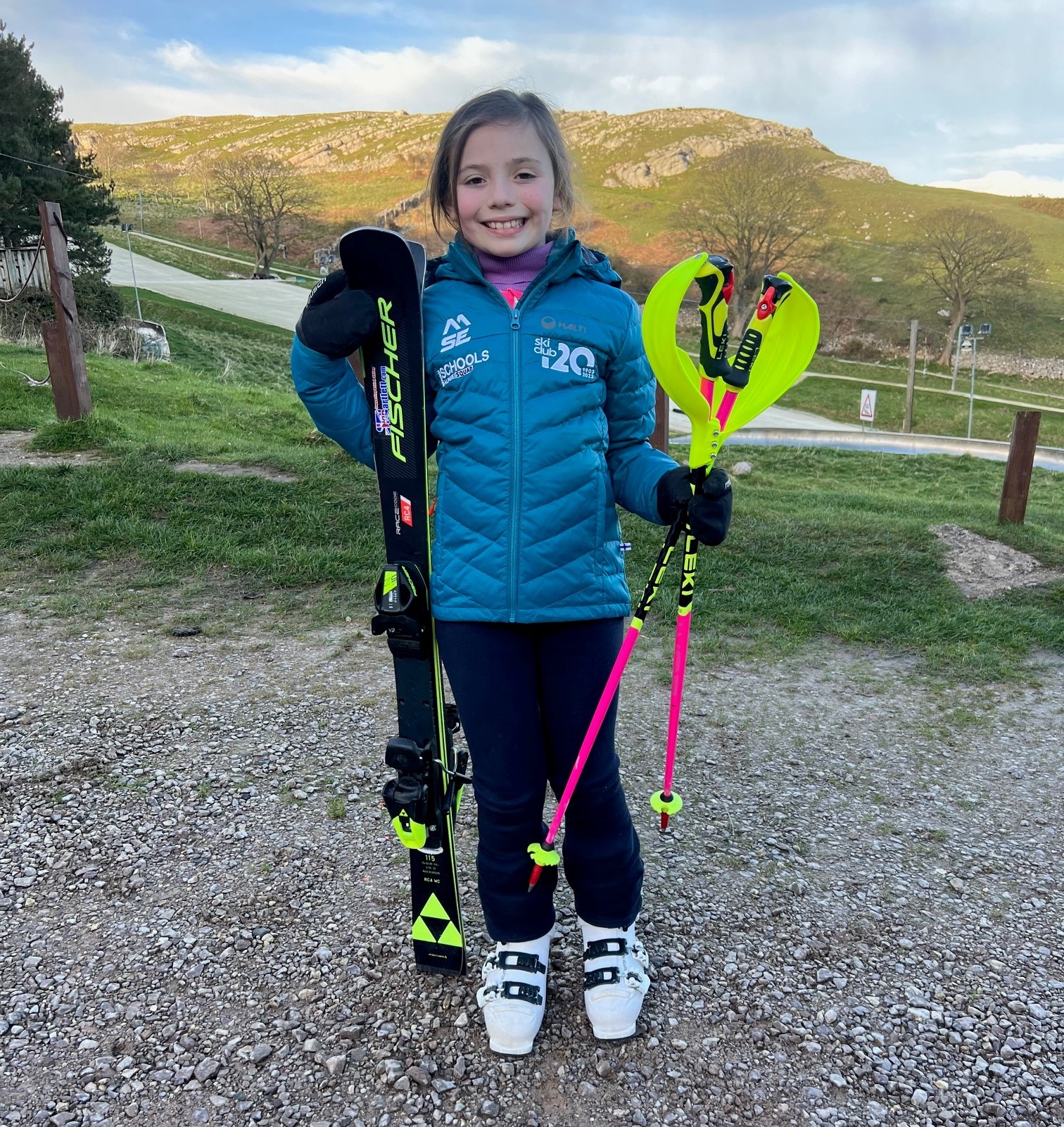 Penelope skiing