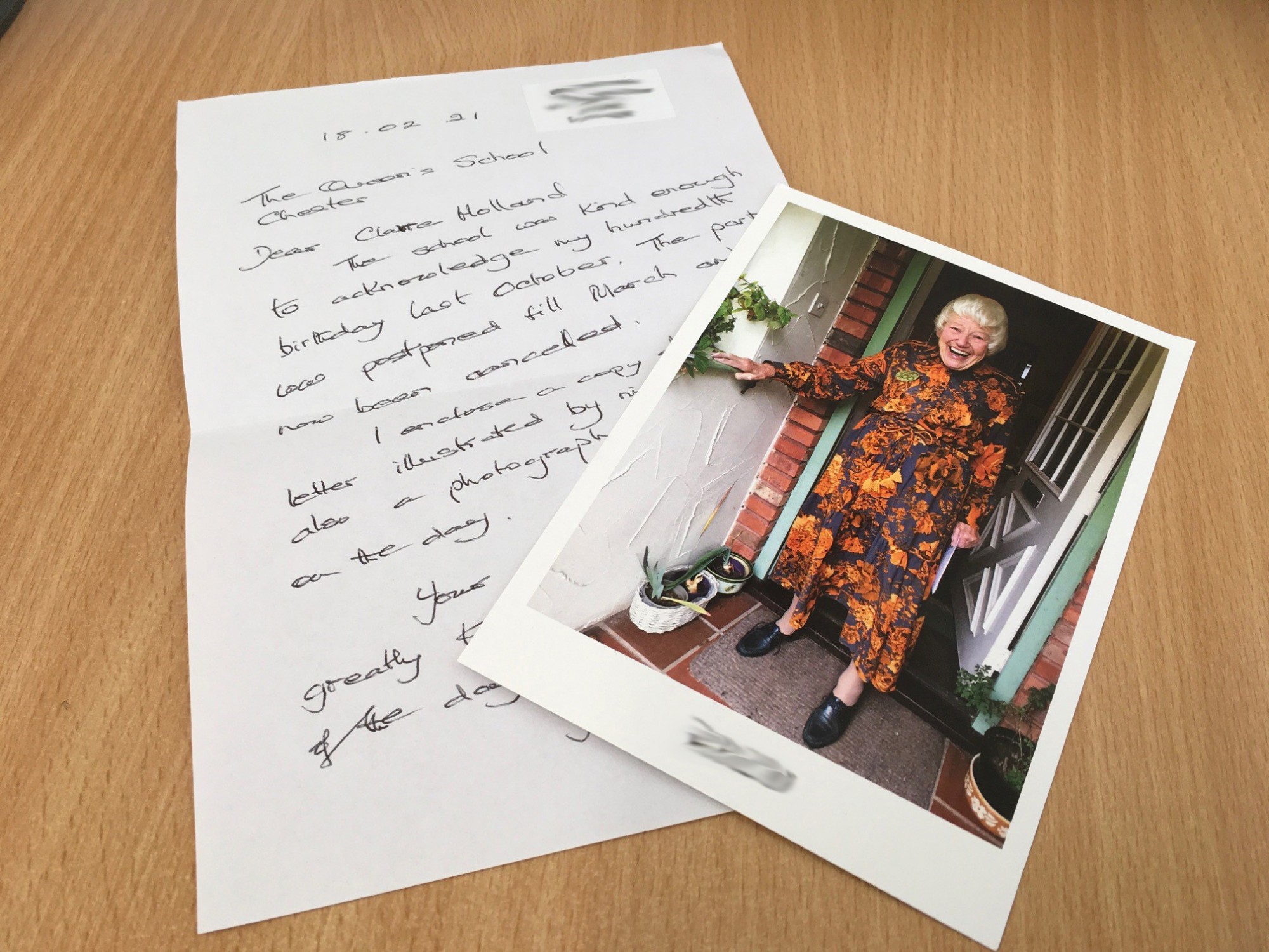 Alumna Frances and letter to Queen's