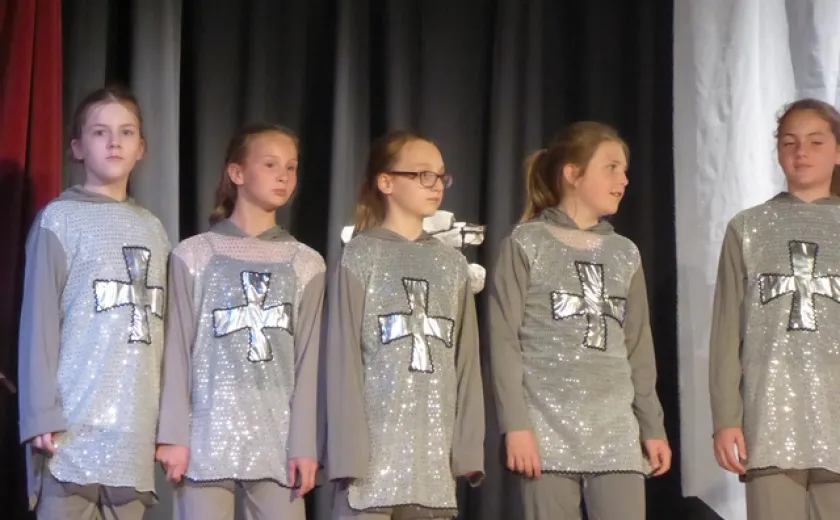 Comedy performance from Year 5 and 6