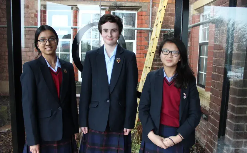Queen's victorious in UK Mathematical Trust competition